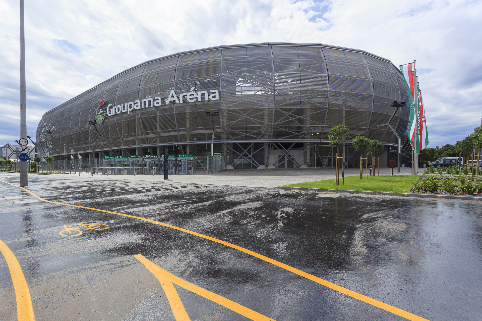 Grupama aréna